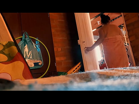 ❤️ Stric me prati pod tuš, ševi me dok se tuširam. Jebanje u pornografiji hr.safehaus.top